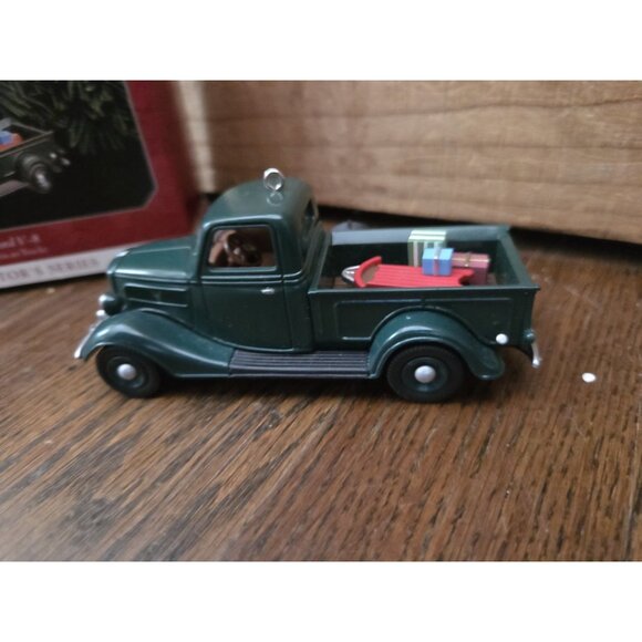Vtg 1998 Hallmark Keepsake Ornament 1937 Ford V-8 All-American Trucks - Picture 5 of 9